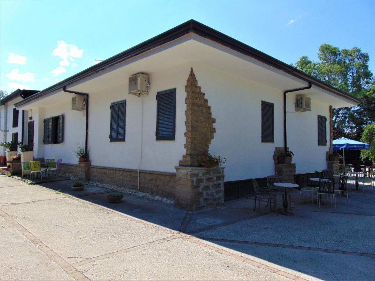 לינה וארוחת בוקר San Marco Evangelista Casale Rurale מראה חיצוני תמונה